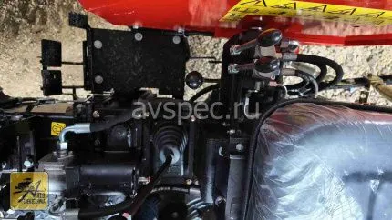 трактор uralets 220