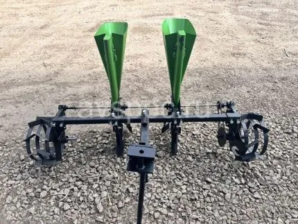 Чеснокосажалка (сеялка чеснока) двухрядная на одноточечную навесную систему